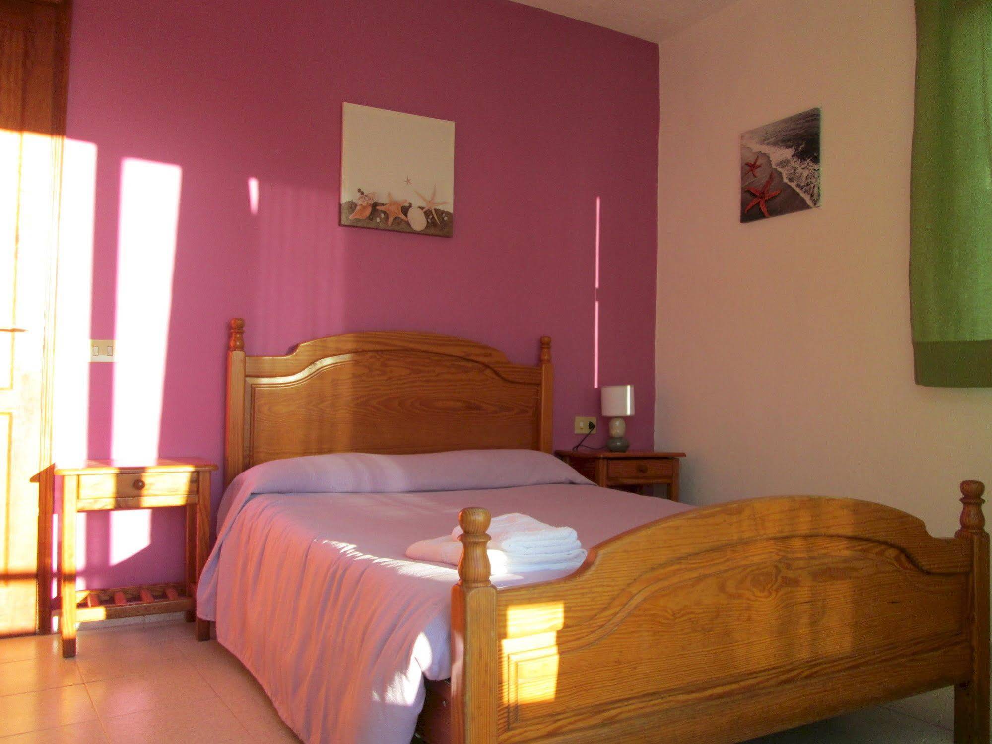 La Palma Hostel By Pension Central Fuencaliente de la Palma Bagian luar foto