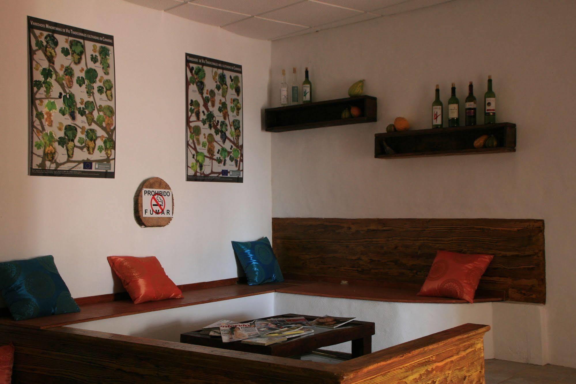 La Palma Hostel By Pension Central Fuencaliente de la Palma Bagian luar foto