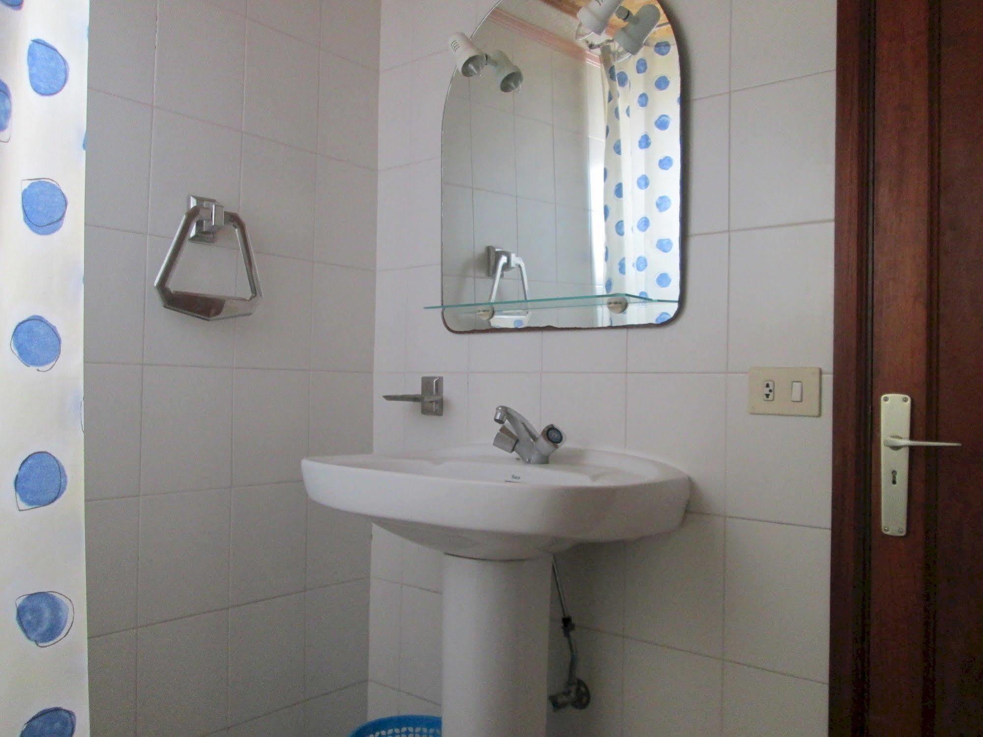 La Palma Hostel By Pension Central Fuencaliente de la Palma Bagian luar foto