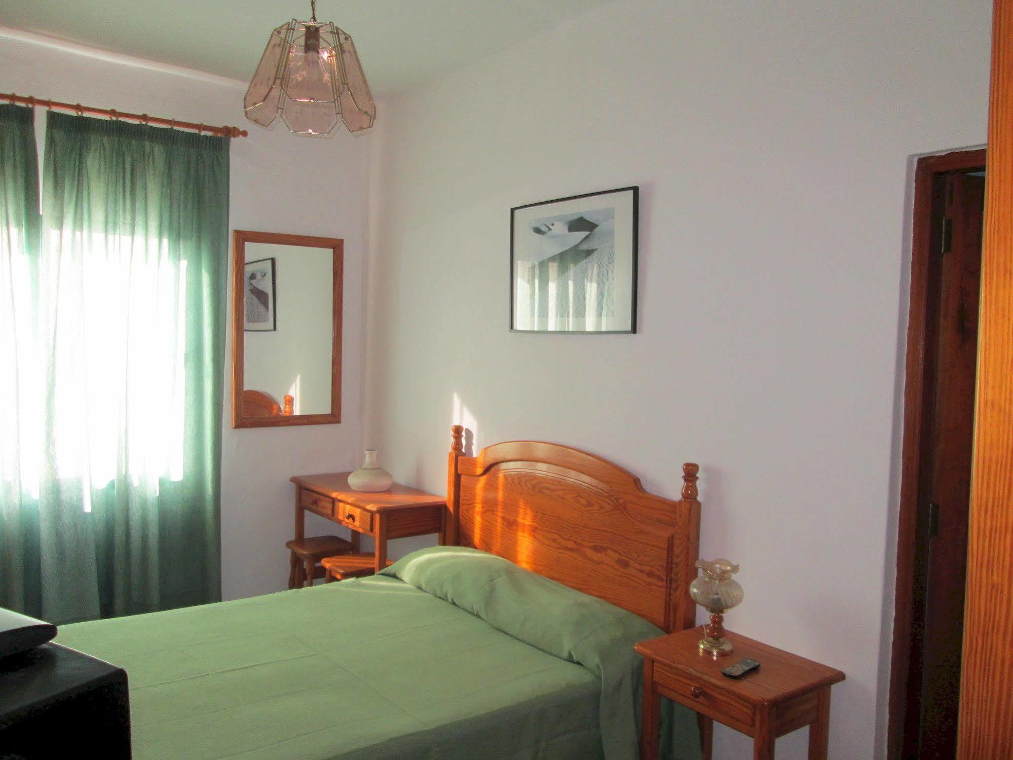La Palma Hostel By Pension Central Fuencaliente de la Palma Bagian luar foto